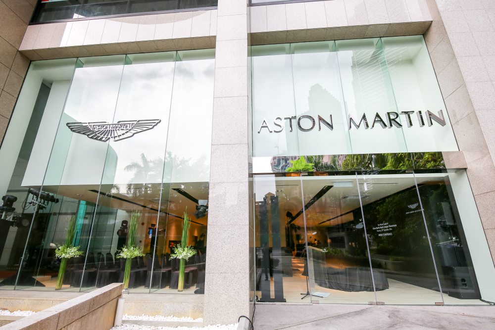 Aston Martin KL showroom 5 - Aston Martin 超级跑车DB11 炫风来马！