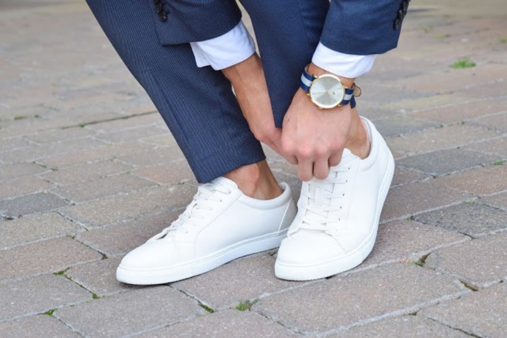 men style white sneaker simple 1 - To Create A Fashion Style, You Just Need A Pair Of White Shoes!