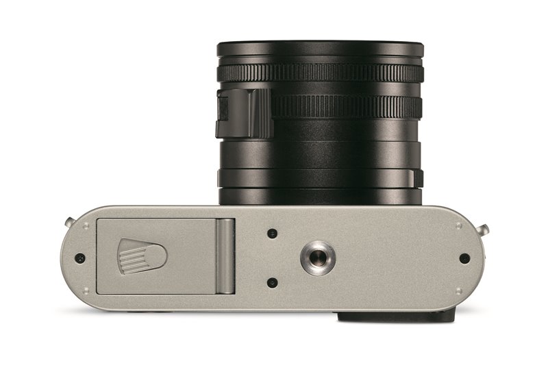 Leica Q Titanium gray bottom - Leica Q Titanium 经典设计，体验更清晰质感摄影