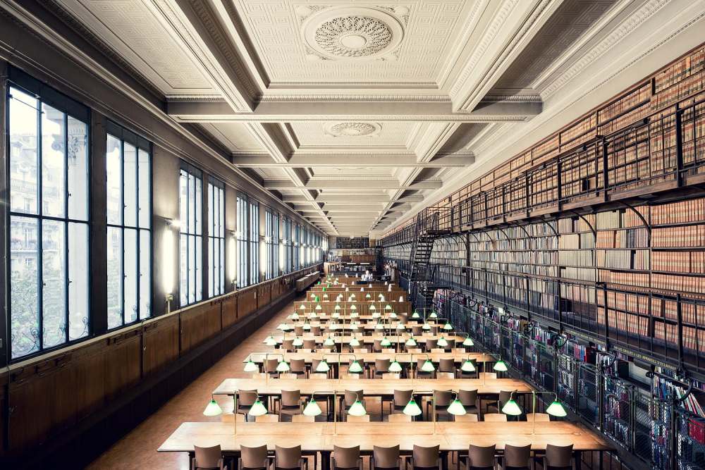 Bibliotheque de Médecine Paris europe libraries photo by thibaud poirier - 对称构图的摄影集，呈现欧洲宛如艺术博物馆的图书馆！