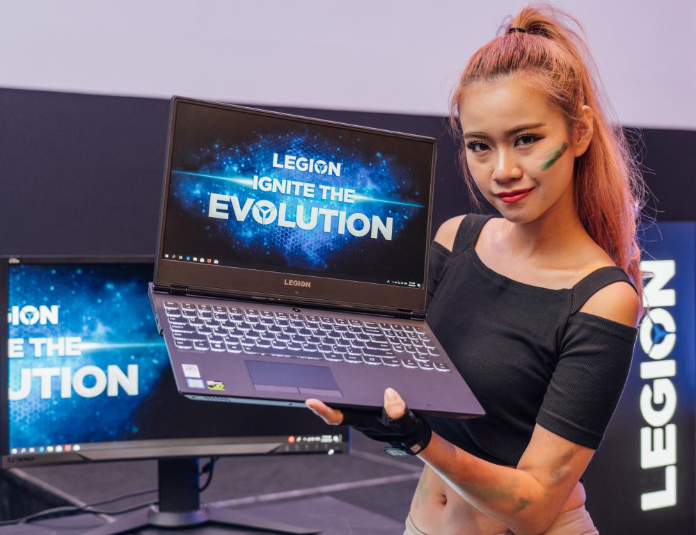 Lenovo Legion Launch Model with laptop - 游戏威力，霸气型格 Lenovo Legion 电竞电脑系列上市