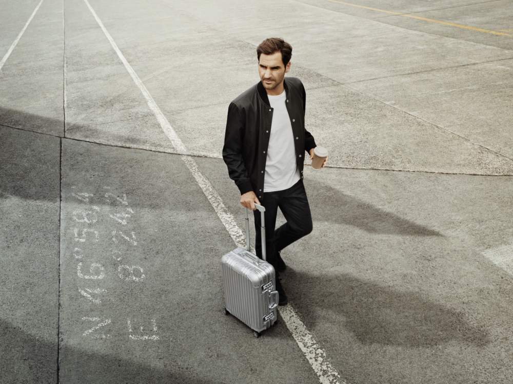RIMOWA Celebrates 120 Years Campaign Travel Lifestyle Roger Federer carrying his luggage - RIMOWA 创立120周年 推出首支宣传广告