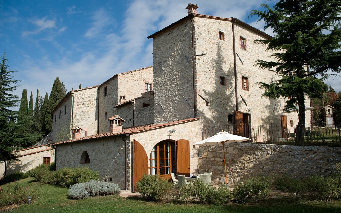 1. Borgo Di Pietrafitta Relais Tuscany Italy 2 - 不一样的旅行：游走葡萄酒产区