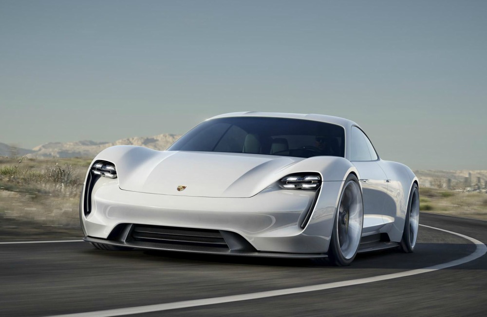 Porsche Taycan Electric Car 1 - WHAT'S NEW：值得期待的2019（Part 2）