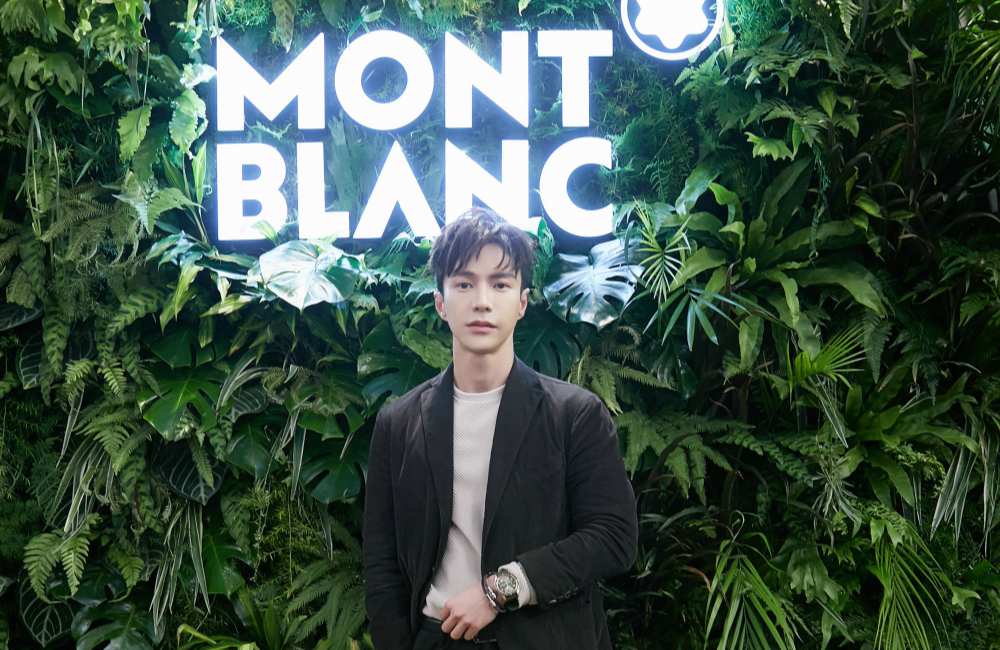Montblanc 1858 Lawrance Wong wearing Montblanc 1858 Geosphere - 联系大自然 探索生活新视角:Montblanc 1858 Collection Montblanc 1858 Lawrance Wong wearing Montblanc 1858 Geosphere - 联系大自然 探索生活新视角:Montblanc 1858 Collection