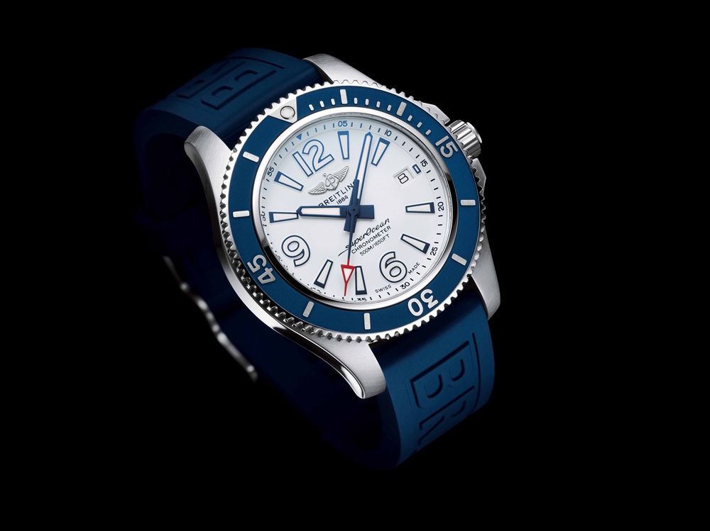 breitling superocean 42 with white dial and blue diver pro - 进一步保育海洋！Breitling Superocean Heritage 巴厘岛发布