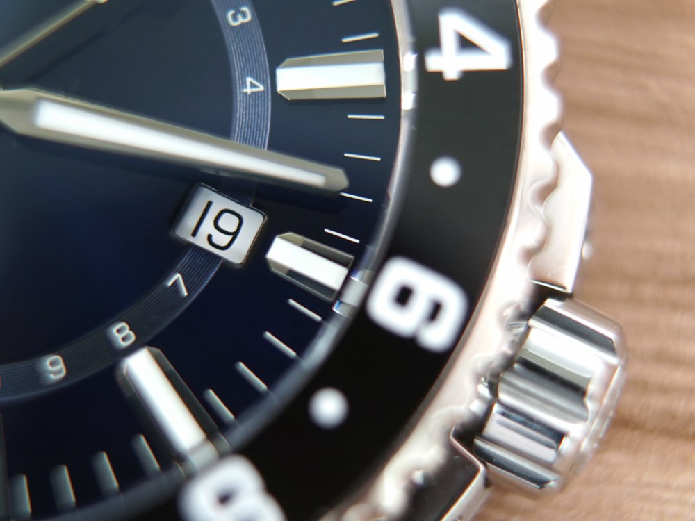 Editors Review Oris Aquis Date GMT Dial - [编辑试戴]：ORIS AQUIS DATE GMT 双时区潜水表