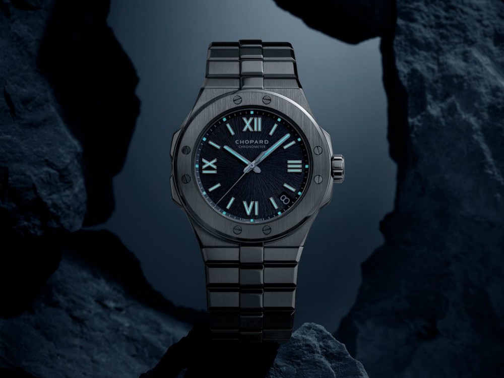 Watchwatches Chopard Alpine Eagle Luminova - 承家族特色 延经典设计：CHOPARD ALPINE EAGLE