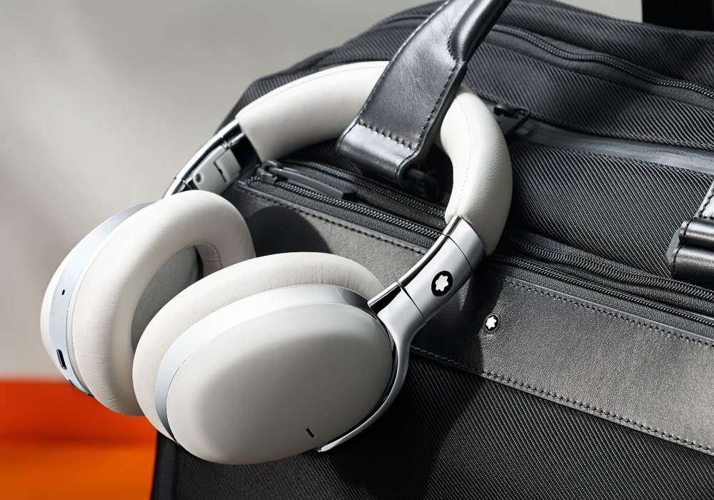 Montblanc Headphones MB01 005 - Montblanc 跨界音乐飨宴：MB 01 耳罩式无线智能耳机