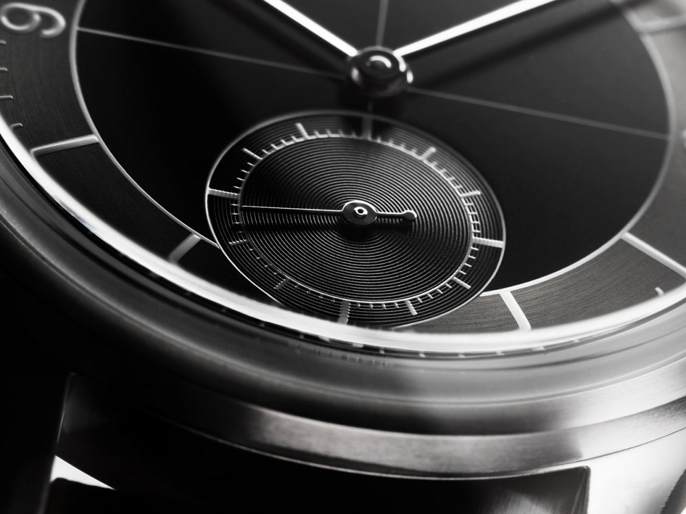 longines heritage classic sector dial black 003 - 浪琴 Heritage Classic 最新复刻佳作 呈黑色分区式表盘之美