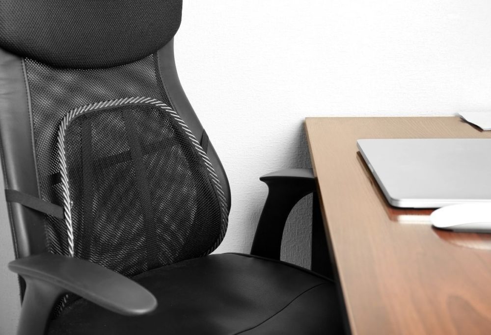 things at work desk make your wfh lively productive desk chair lumbar support - 办公桌放这些，WFH 心情更愉悦