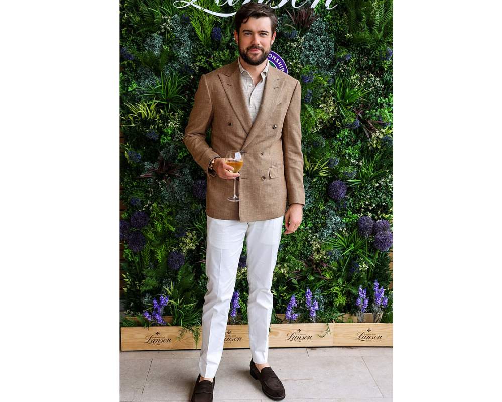 summer casual suit style guide at wimbledon 2021 Jack Whitehall  - 夏季西装怎样穿才帅？温网现场告诉你！