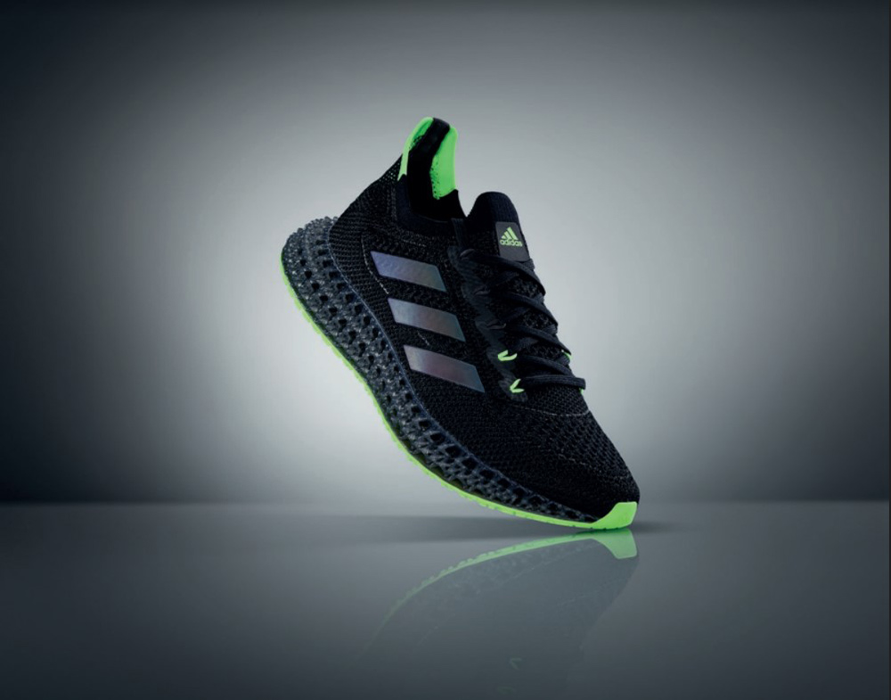 4dfwd product black - Adidas 为跑步爱好者打造的高端跑步鞋，激励跑者跑下去！