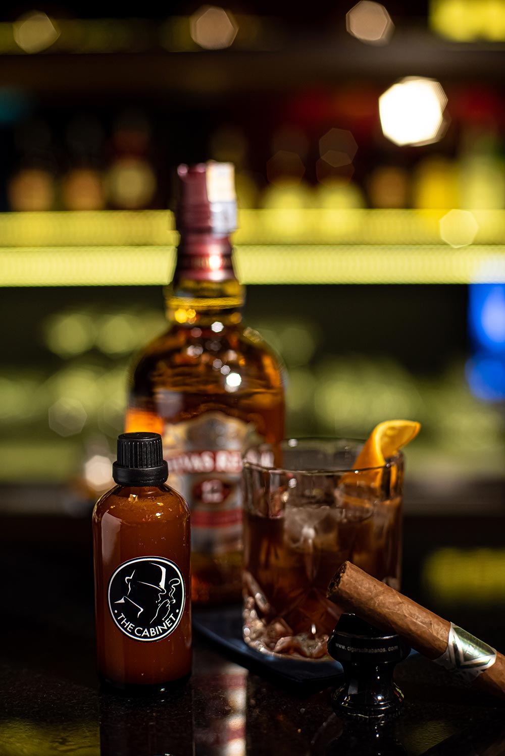 enjoy a 10 discount on pairing items  - 参与线上虚拟酒吧，支持本地酒吧！