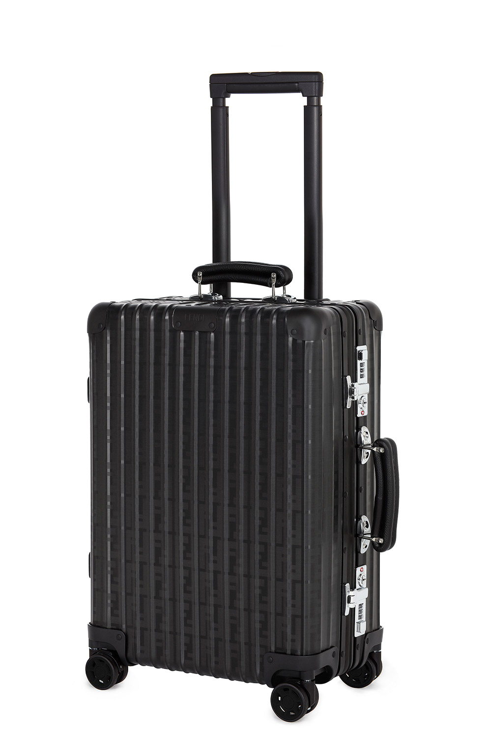 fendi and rimowa suitcase black stand - FENDIxRIMOWA 打造独一无二的终极性铝质行李箱！