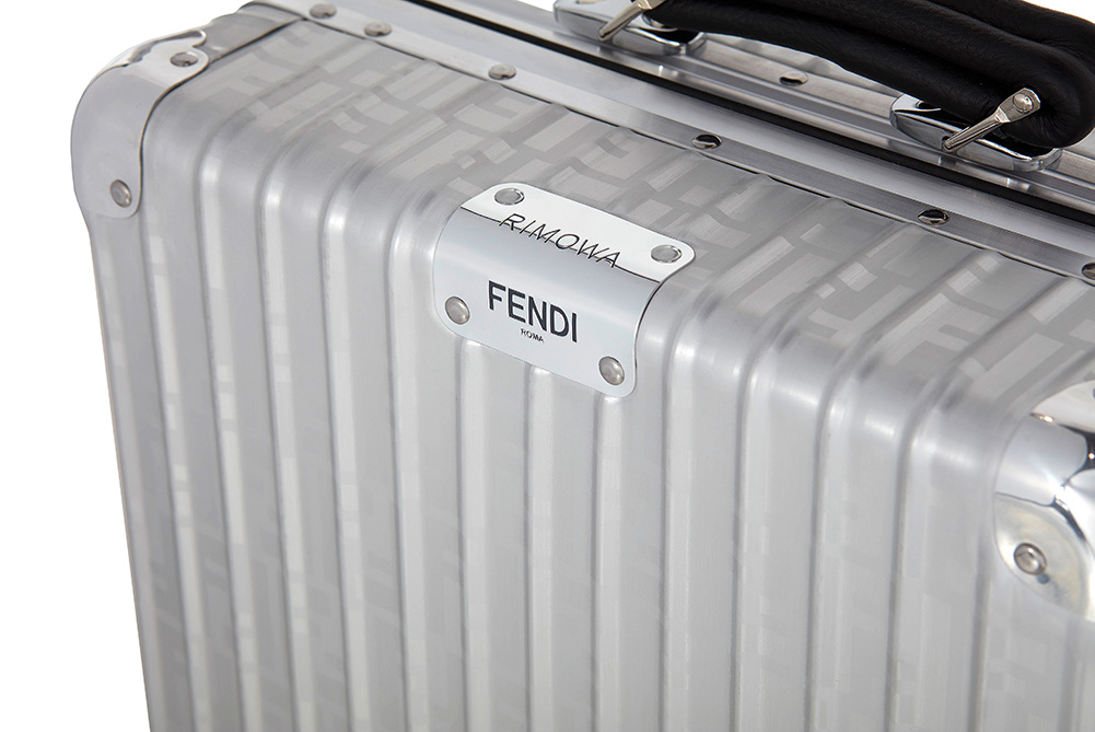 fendi and rimowa suitcase white close up - FENDIxRIMOWA 打造独一无二的终极性铝质行李箱！