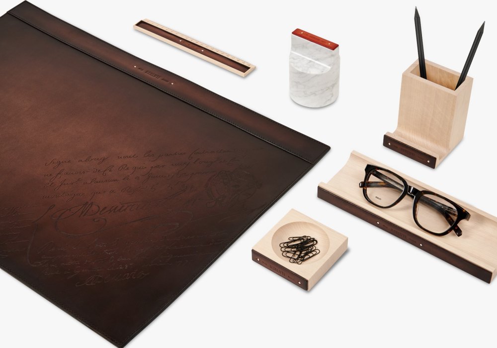 berluti ingeniously presents a new home and office series to enhance your home office cover - BERLUTI 全新家居与办公系列，提升你居家办公的品质！