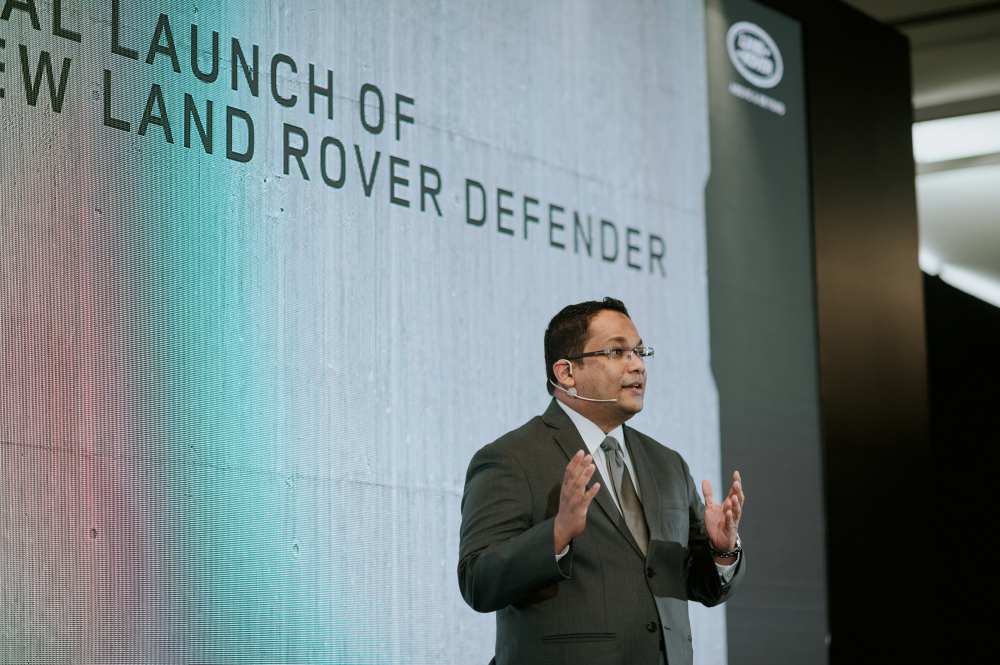 land rover defender 02 - 经典 Land Rover Defender 剽悍登场