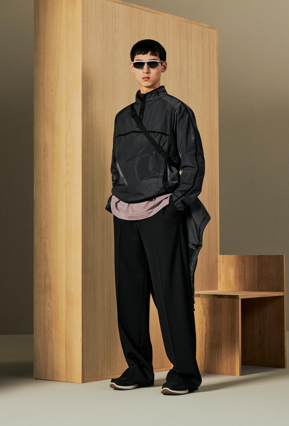 dior 2022 men 01 - Dior 2022年春季男装系列，首次推出可折叠单品！