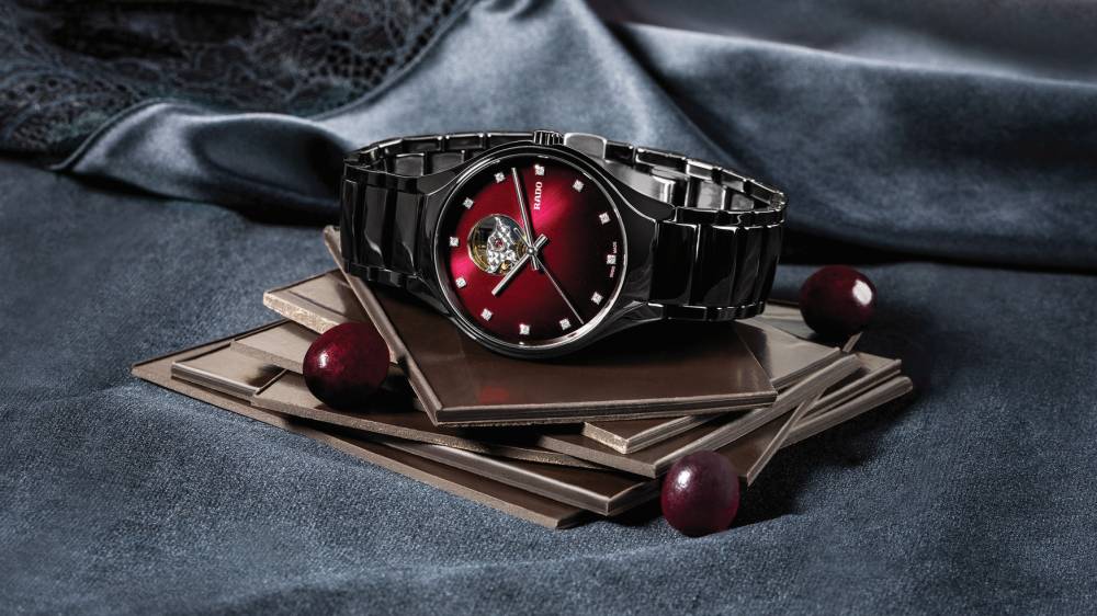 rado red focus 7 - Rado 瑞士表的红色态度：三枚极具鲜明个性的红盘腕表！