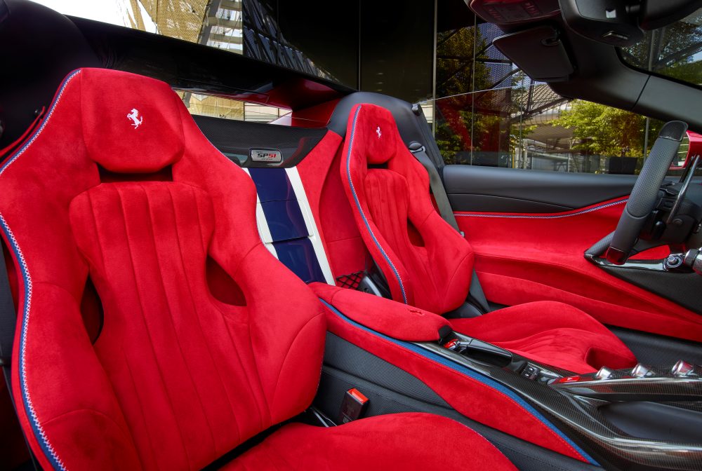 Ferrari SP51 seat - 全新 Ferrari One-Off 车型：Ferrari SP51 敞篷跑车