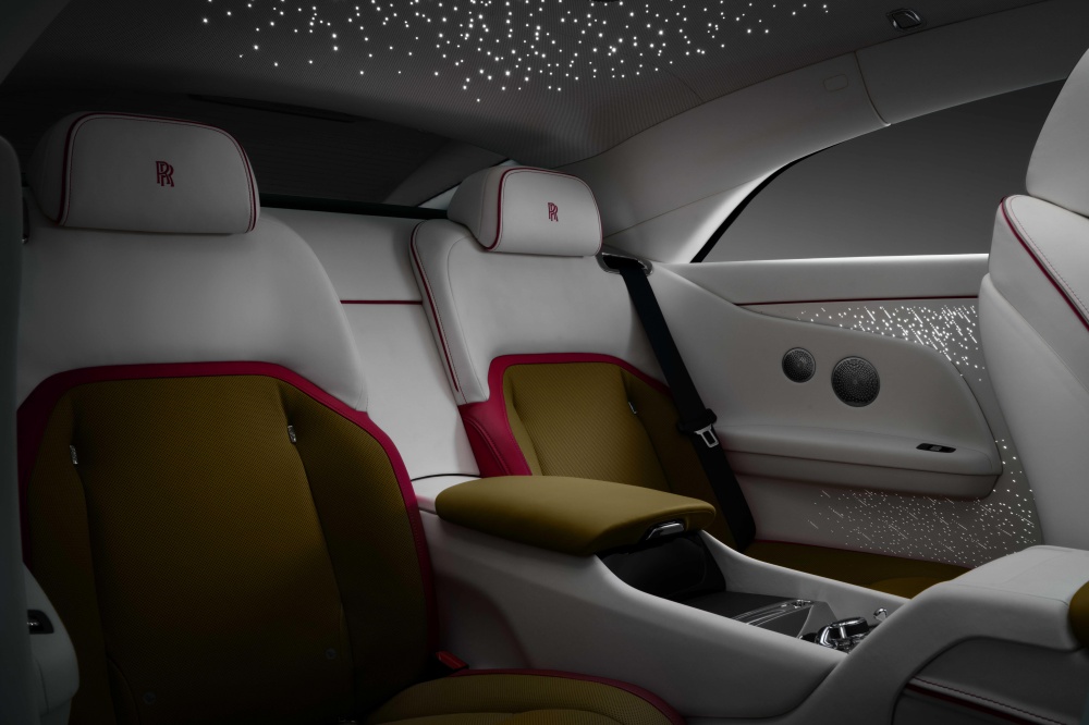 Rolls Royce Spectre Illuminated Fascia - Rolls-Royce 发布首款纯电动车！命名为 Spectre 闪灵