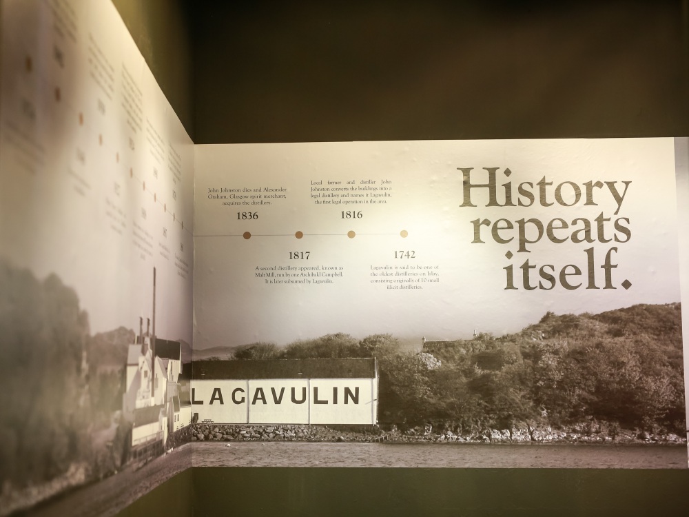 Lagavulin 200th Anniversary BIG - Lagavulin Splendor Wine Lingering Two Centuries!