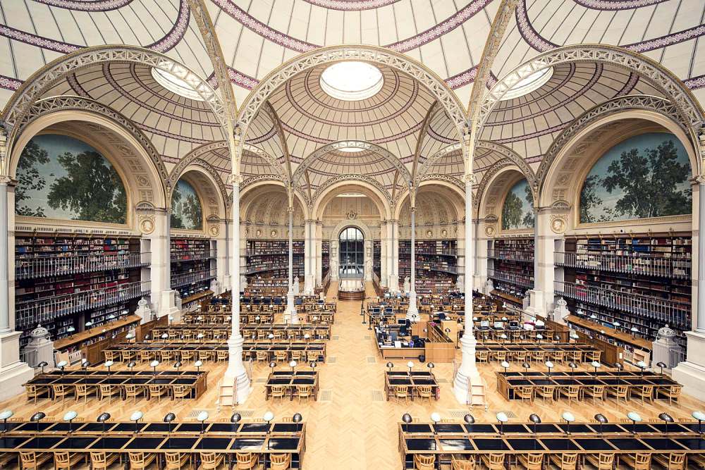Bibliotheque Nationale de France Salle Labrouste Paris 1868 europe libraries photo by thibaud poirier - 对称构图的摄影集，呈现欧洲宛如艺术博物馆的图书馆！