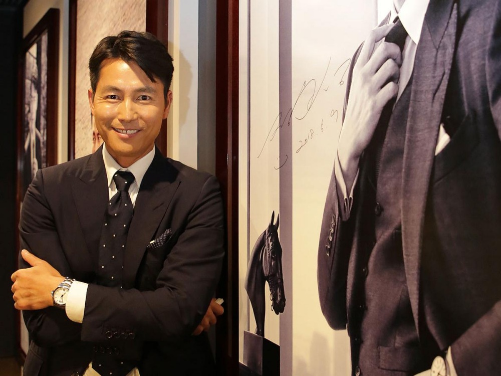 longines conquest vhp launch in south korea and introduce the ambassador of elegance jung woo sung 2 - Longines 宣布郑雨盛加入优雅大使的阵容！