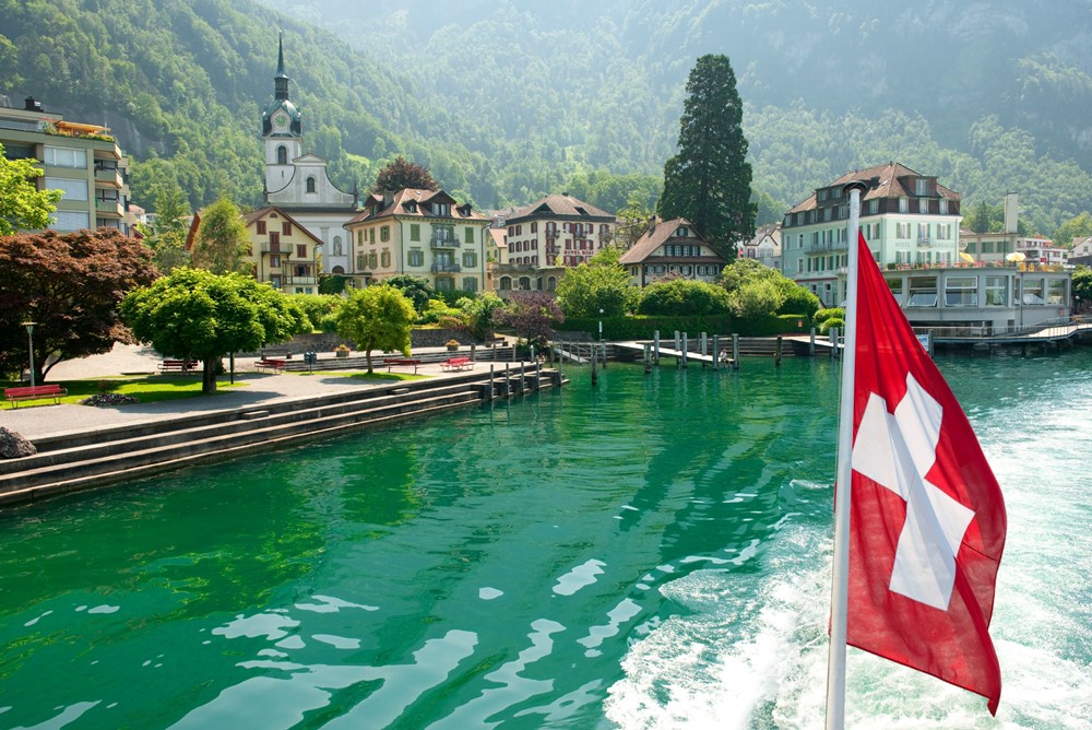 Europe Switzerland Lucerne - Lonely Planet 带你走遍全球酿酒厂与酒吧