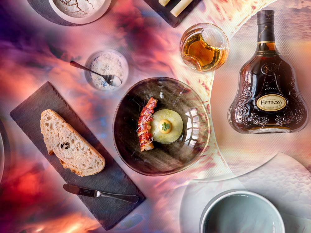 Hennessy X.O x Saint Pierre Presented The Seven Worlds Dining Experience Flowing Flames - 进入 Hennessy X.O 的 The Seven Worlds 用餐体验