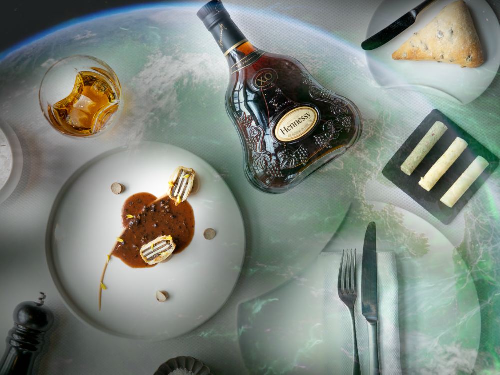 Hennessy X.O x Saint Pierre Presented The Seven Worlds Dining Experience Infinite Echo - 进入 Hennessy X.O 的 The Seven Worlds 用餐体验