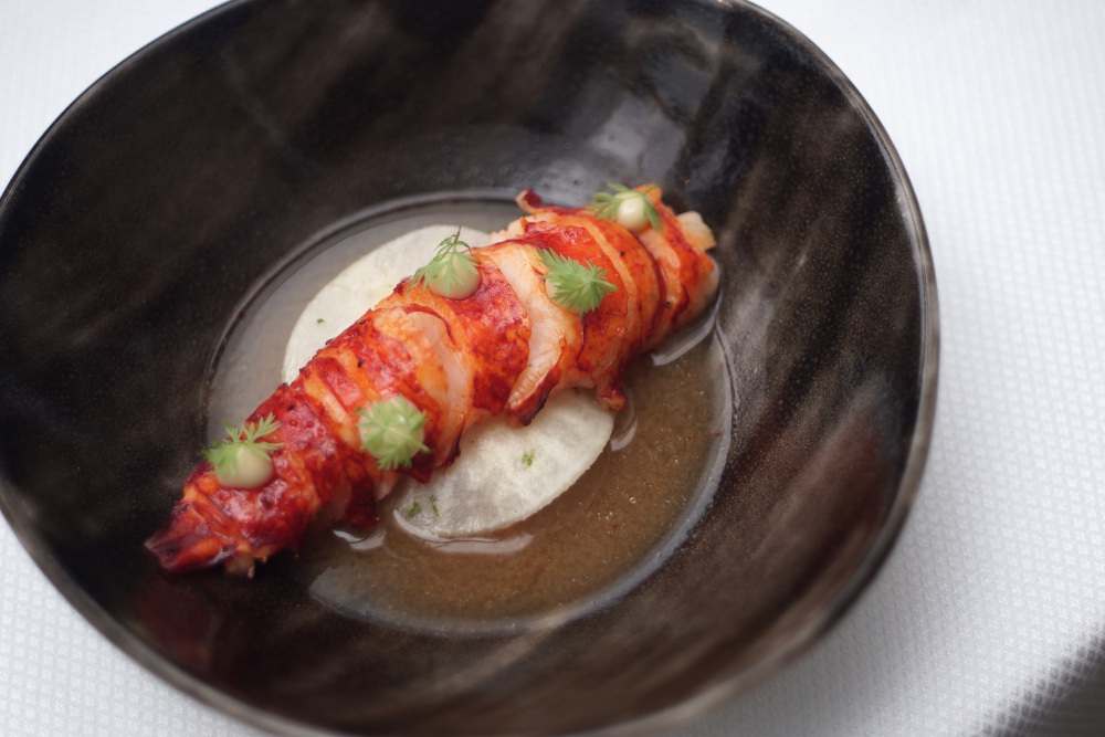 Saint Pierre food review lobster - Saint Pierre 无以伦比的法国料理