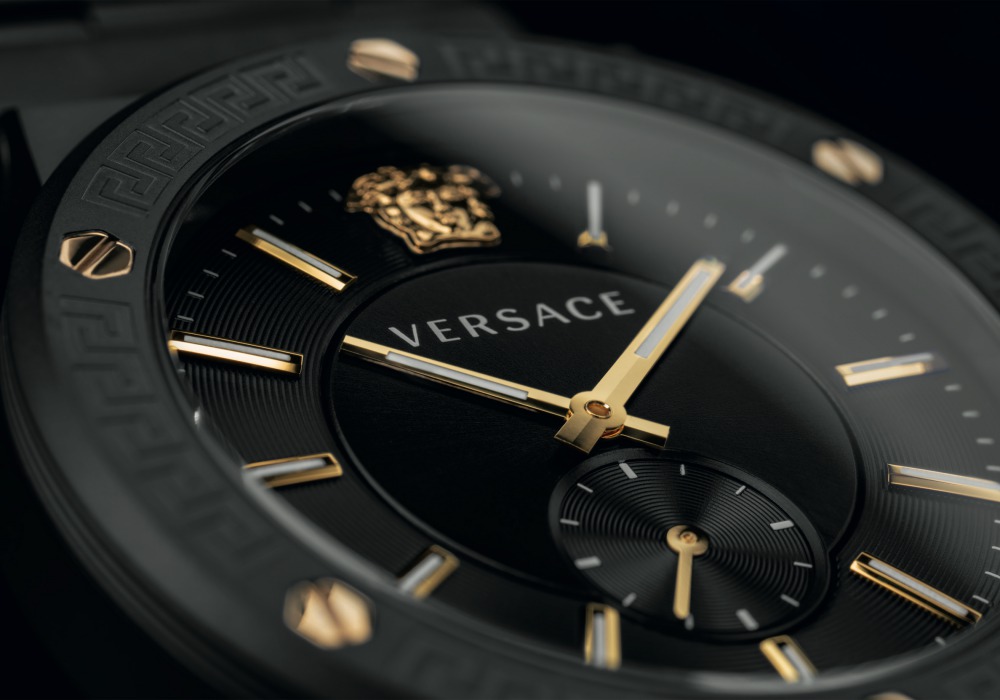 Versace Greca Watch 001 - 阳刚味十足：Versace Greca 希腊回纹腕表