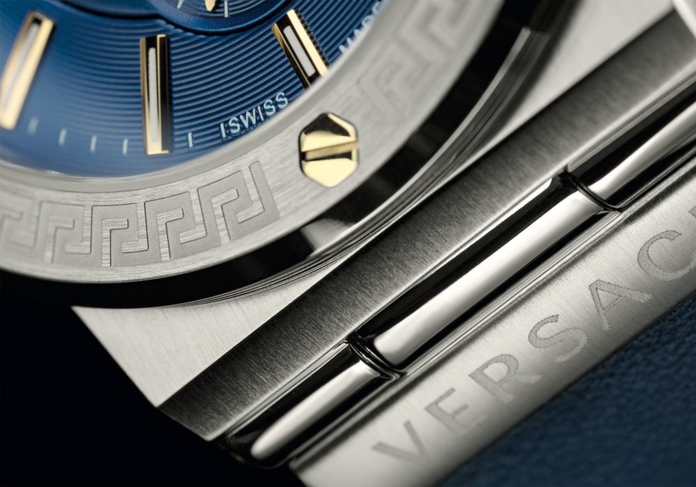 Versace Greca Watch 003 - 阳刚味十足：Versace Greca 希腊回纹腕表