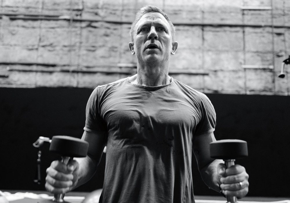 Daniel Craig workout 002 - Daniel Craig  “No Time To Die” 超强锻炼计划大公开！
