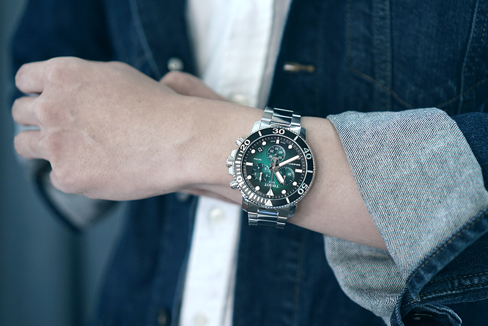 kingssleeve Tissot seastar 1000 greendail diving watch review with denim jacket - 编辑试戴｜超高性价比的 Tissot Seastar 1000 石英计时码表