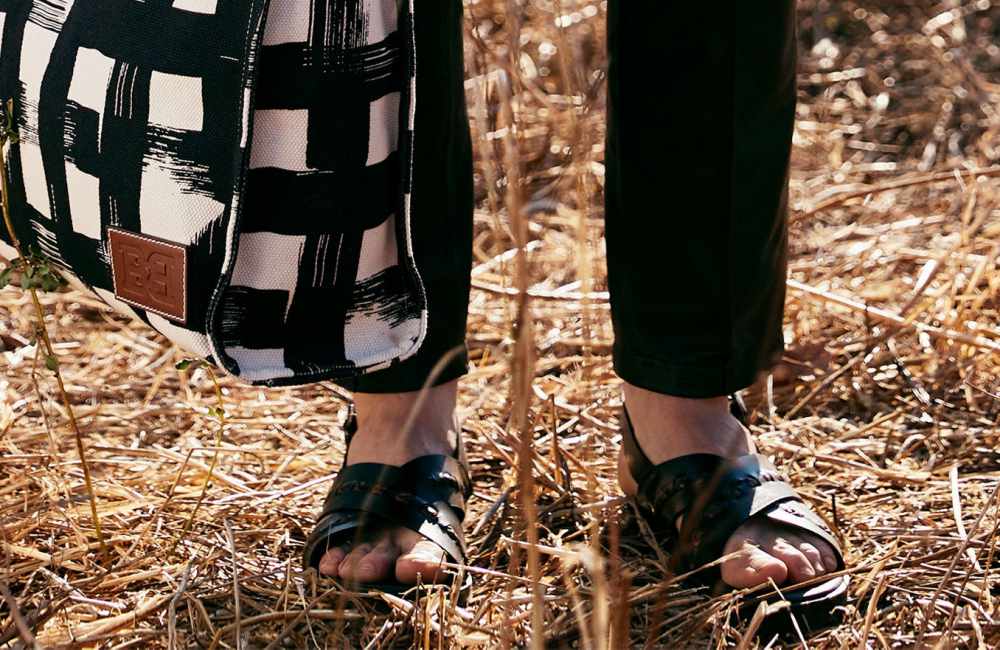 mens footwear trend spring 2020 sandals 002 - 聚焦2021春夏时装秀：男装鞋履新趋势