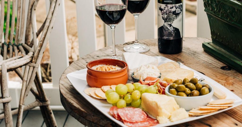 wine and cheese pairing guide 1024x538 - Souls