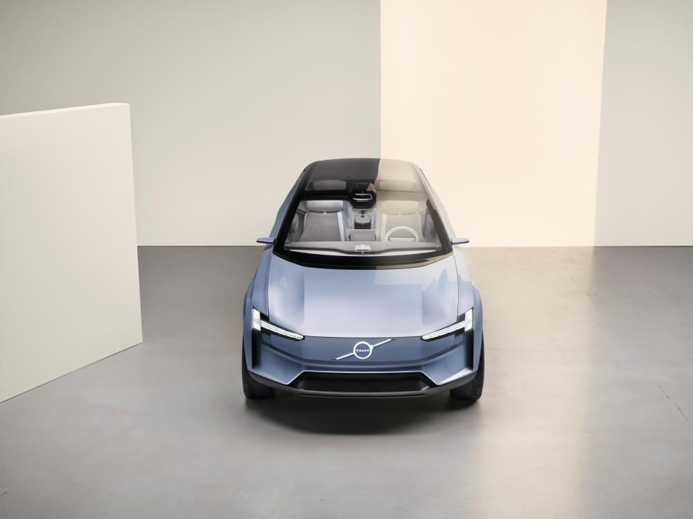 volvo officially launches the recharge pure electric vehicle the road to sustainability is becoming more and more visual 289677 Volvo Concept Recharge Exterior front view 01 - 揭露 Volvo Concept Recharge 纯电动车，可持续发展之路逐渐形象化！