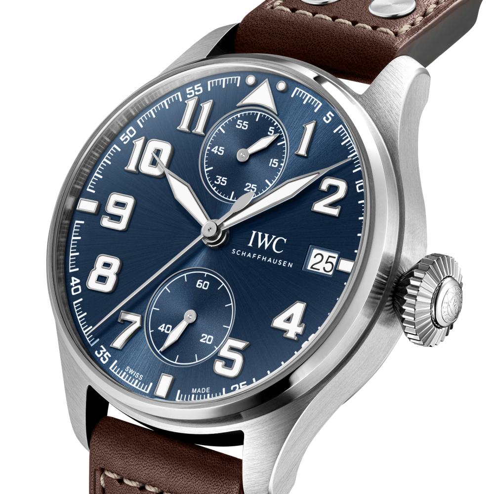 iwc presents the first large pilots watch with chronograph function 01 - IWC 首款配备计时功能的大型飞行员腕表，致敬《小王子》