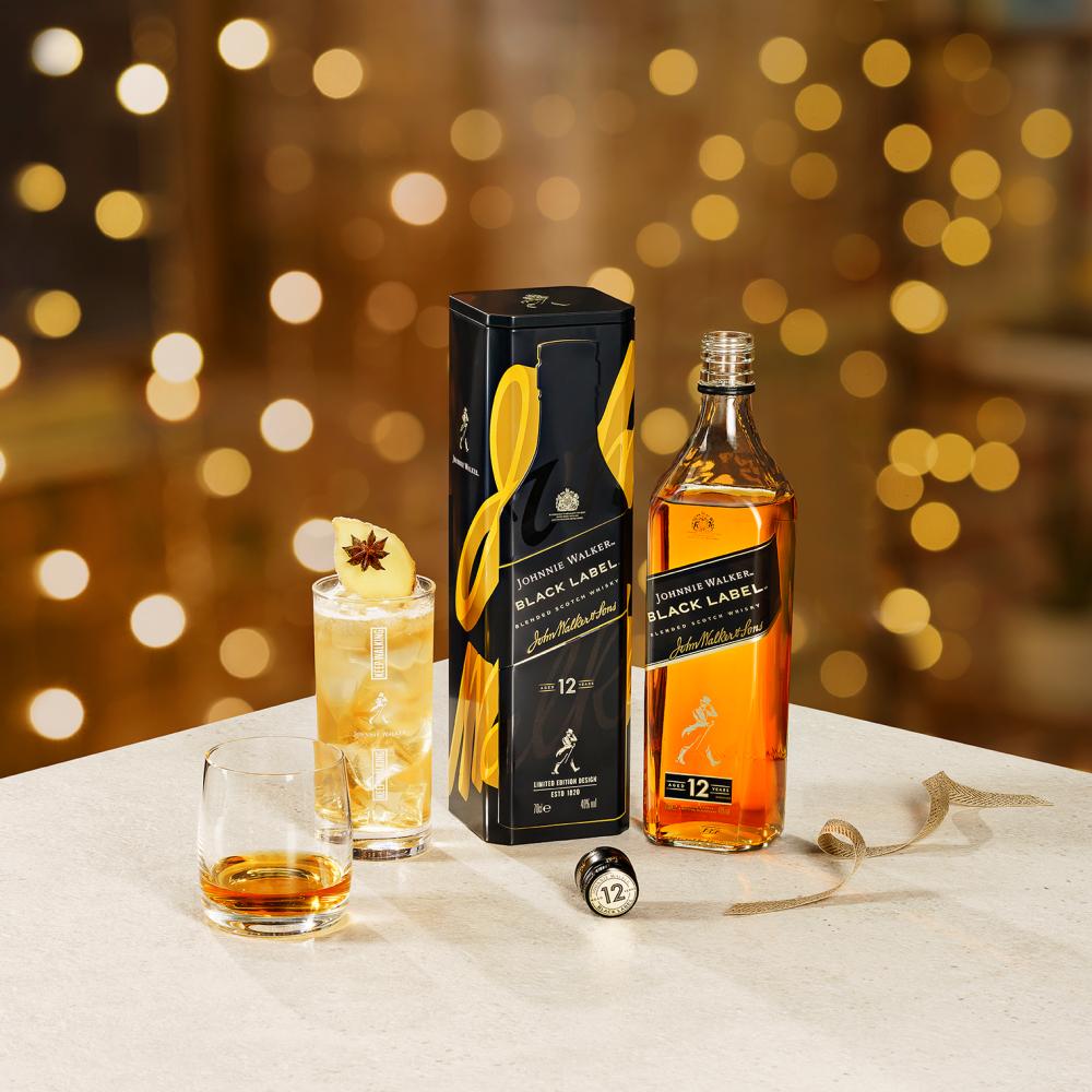 johnnie walker launched the latest to the one who... series this beauty refreshed her face during the holiday season 07 - Johnnie Walker “To The One Who…”系列，在这个佳节时期迎来大胆刷新面貌