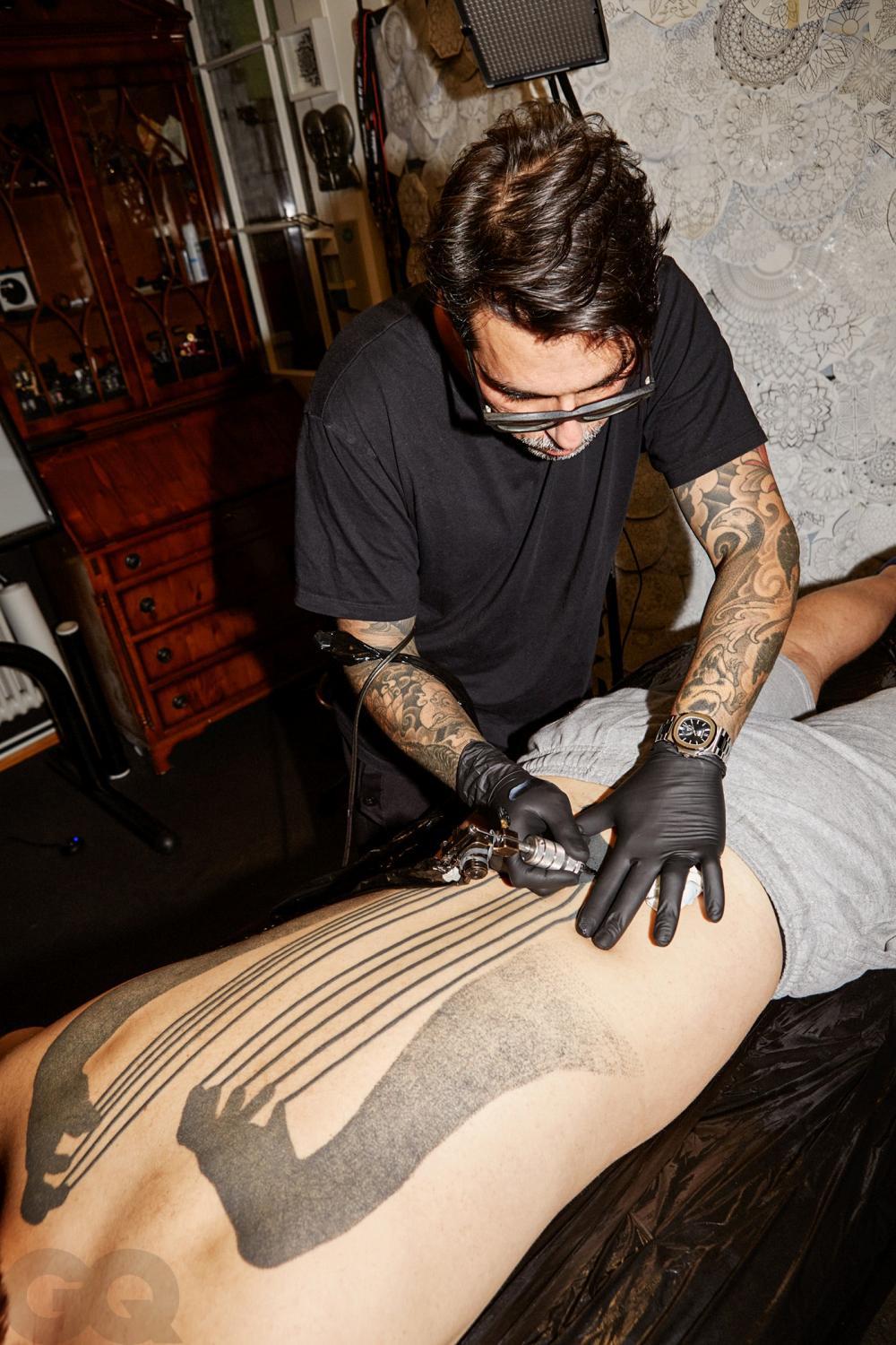tattoo artist six 04 - 纹身艺术的精妙：介绍6位世界顶尖的纹身艺术家