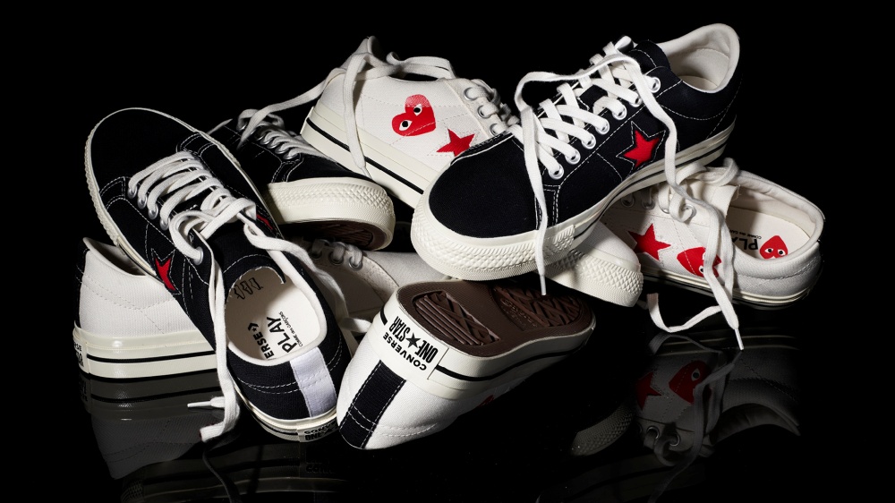 Converse x PLAY Comme des Garcons One Star 2022 - Converse x PLAY Comme des Garçons One Star 经典帆布鞋的趣味面