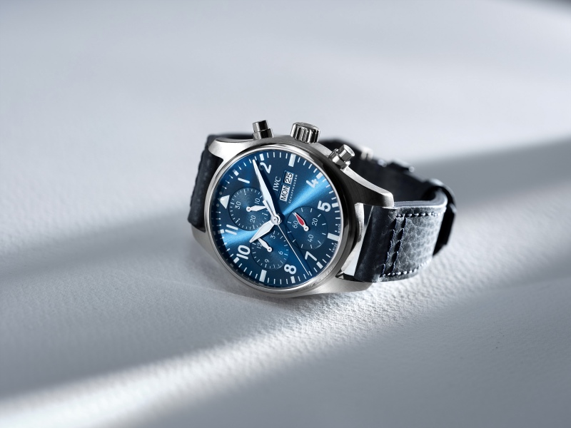 iwc pilot watch chronograph 41 with a blue miratex strap - 制表界最新趋势：可持续材质