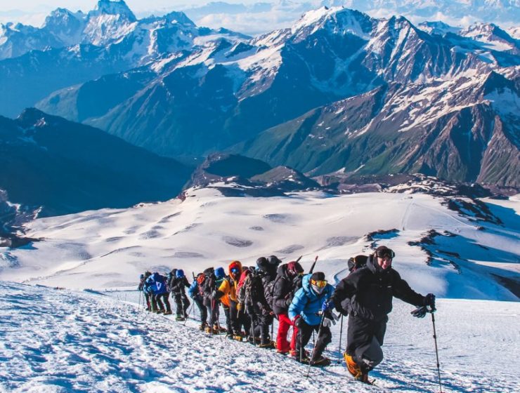 Mount Elbrus climbing 740x560 - 寻觅之行！世界8大登山路线