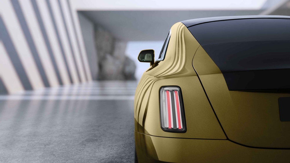Rolls Royce Spectre rear light - Rolls-Royce 发布首款纯电动车！命名为 Spectre 闪灵