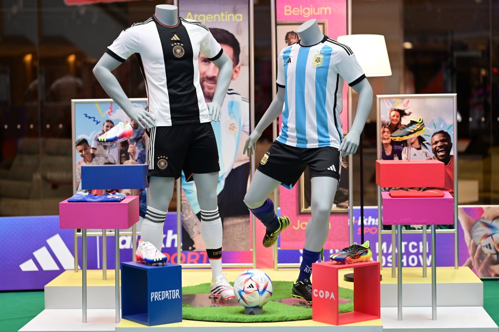 adidas Official Match Ball Roadshow apperal - 世界杯官方比赛用球 adidas、官方时计 Hublot 展开热身活动！