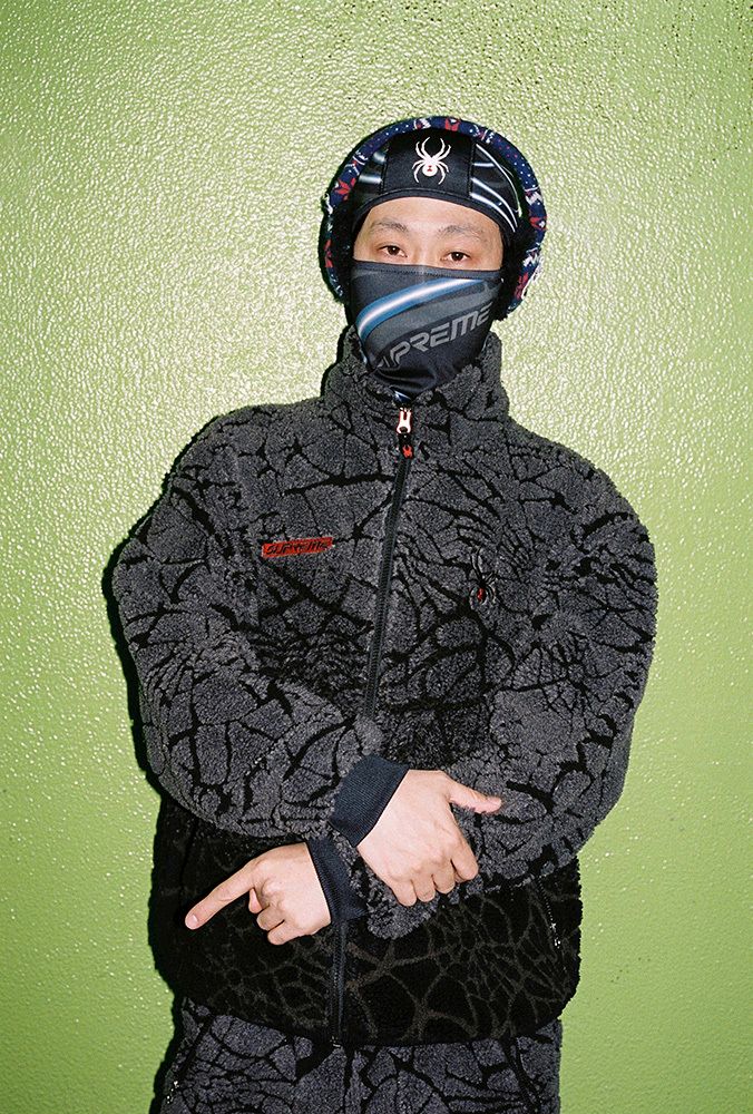 Supreme x Spyder mask - 滑雪运动结合街头风格：Supreme x Spyder 联名系列