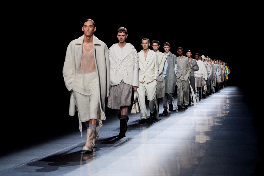 Dior Men winter 2023 finale - DIOR 2023 冬季男装系列 时尚的循环流转